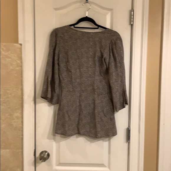 Patterned Flowey Top - Picture 4 of 4